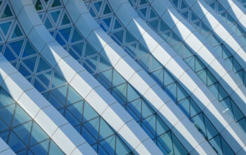 Modern,Architecture.,Abstract,Pattern,Of,Shadows,And,Light,On,Curved